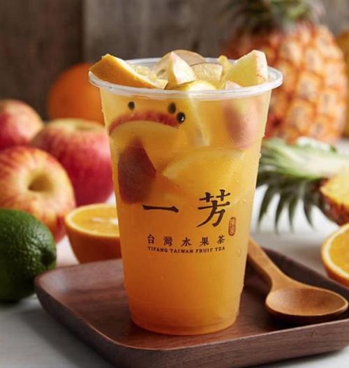 打造优质的一芳水果茶店铺，并从中提高自身